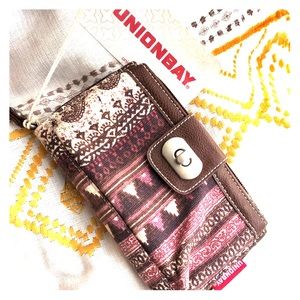 Union bay wrist wallet